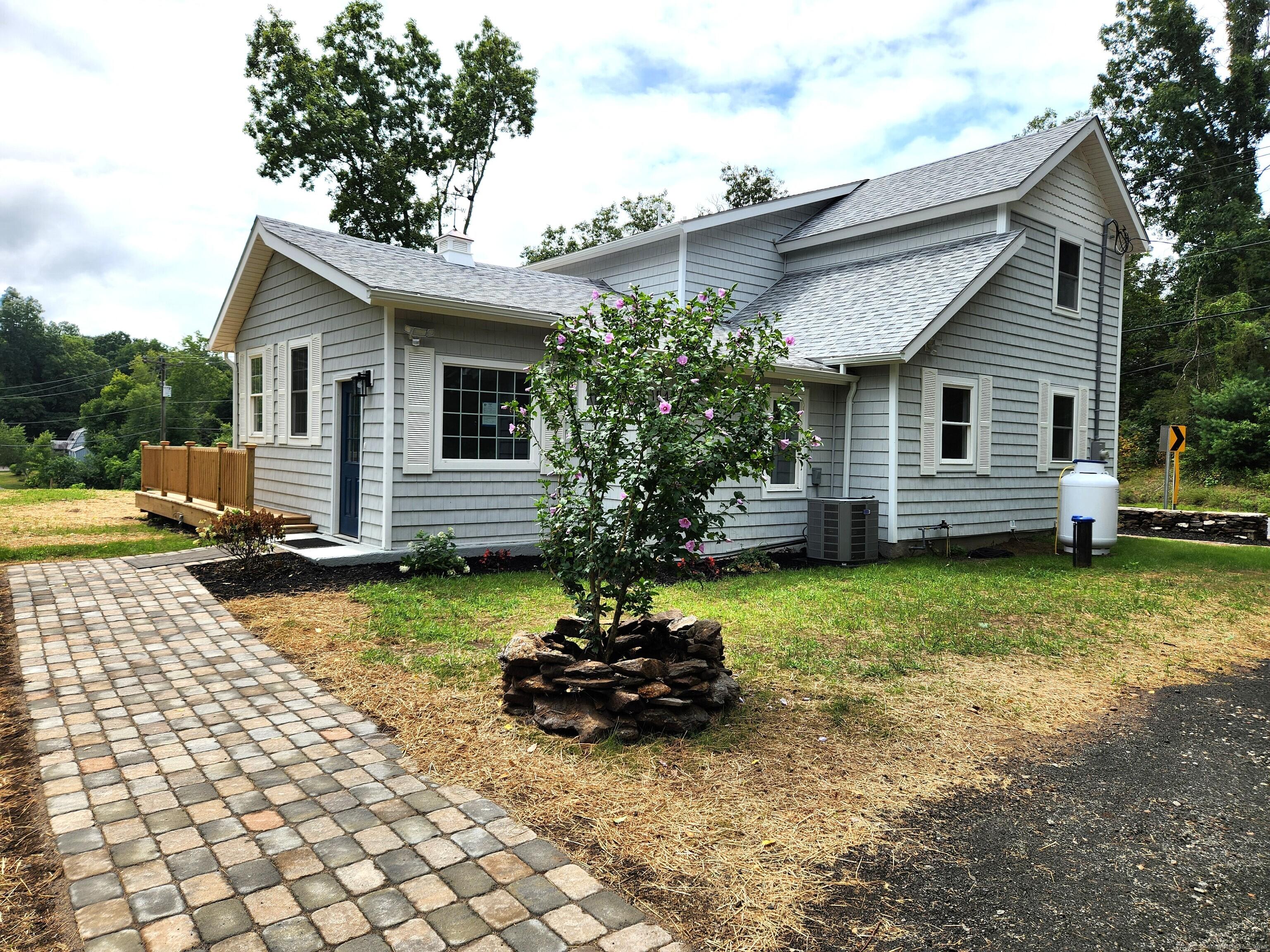 East Haddam, Connecticut, 06469, United States, 3 Bedrooms Bedrooms, ,3 BathroomsBathrooms,Residential,For Sale,1983406