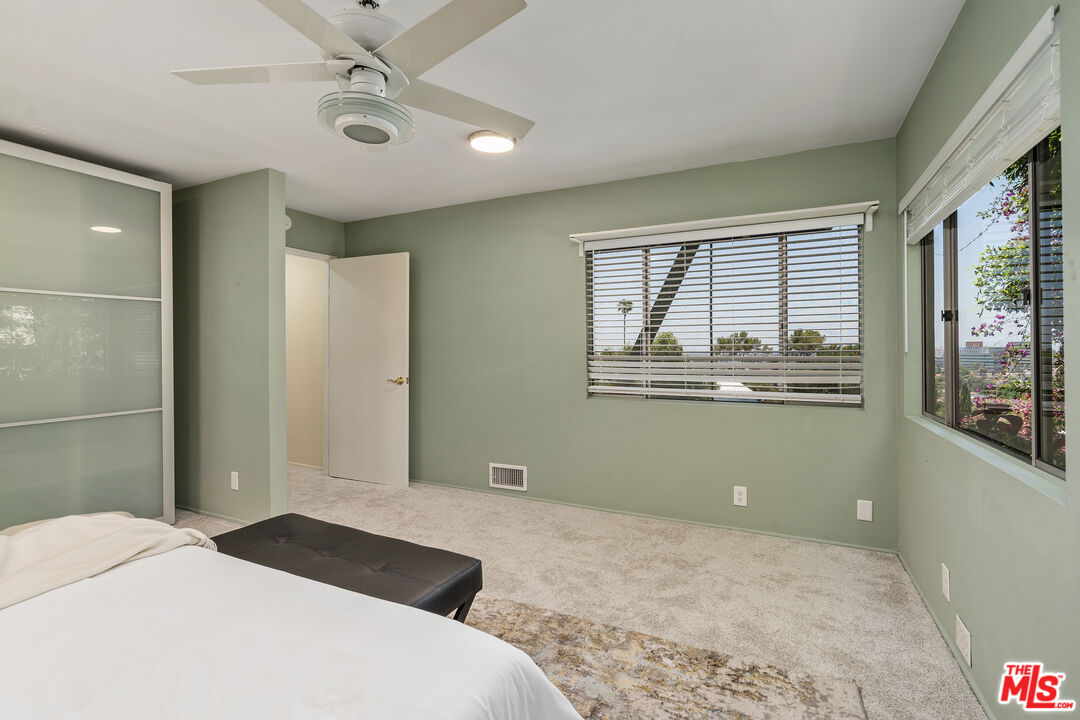 Los Angeles, California, 90027, United States, 3 Bedrooms Bedrooms, ,3 BathroomsBathrooms,Residential,For Sale,1866547