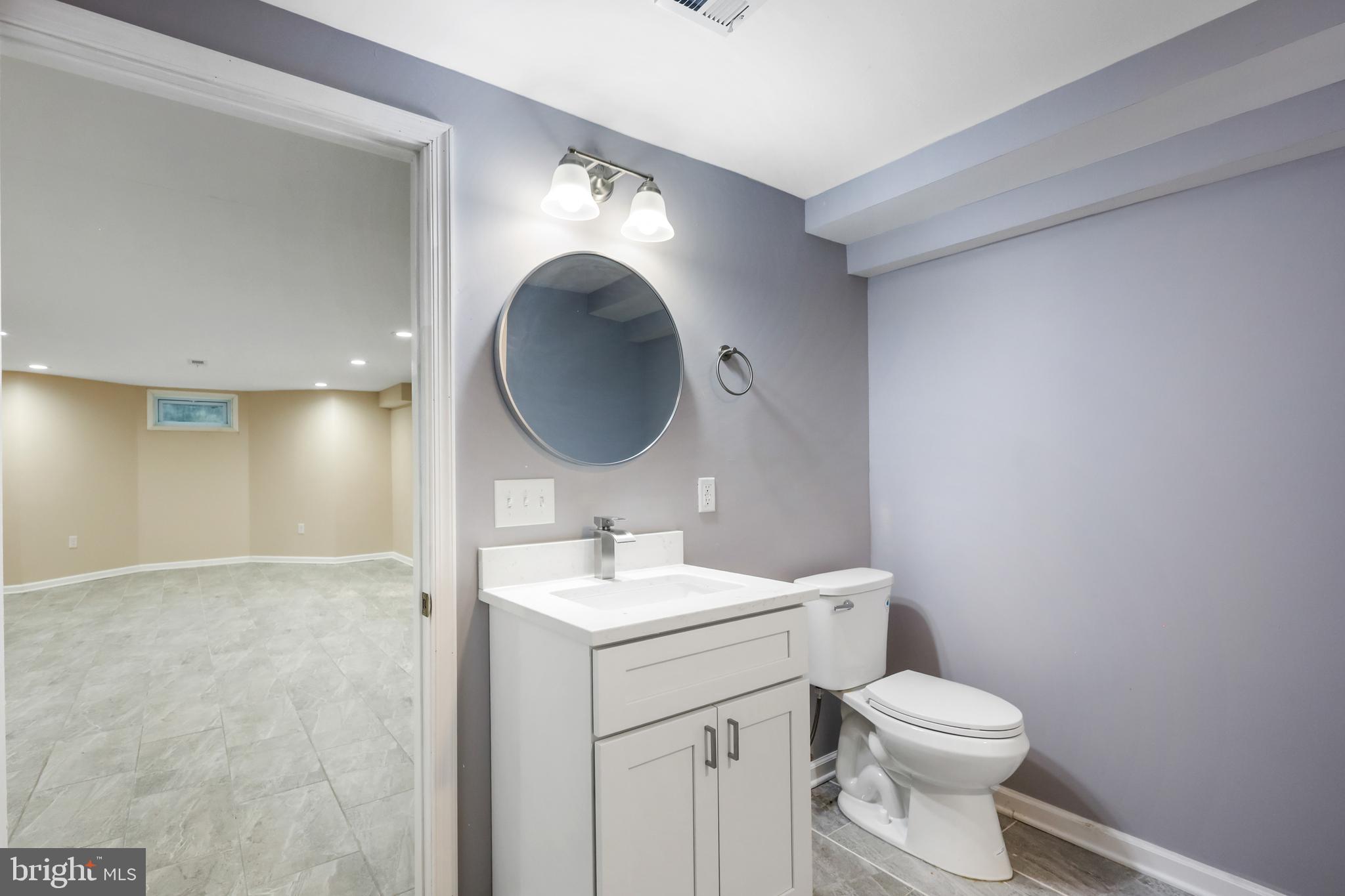Glen Burnie, Maryland, 21061, United States, 4 Bedrooms Bedrooms, ,4 BathroomsBathrooms,Residential,For Sale,1900574