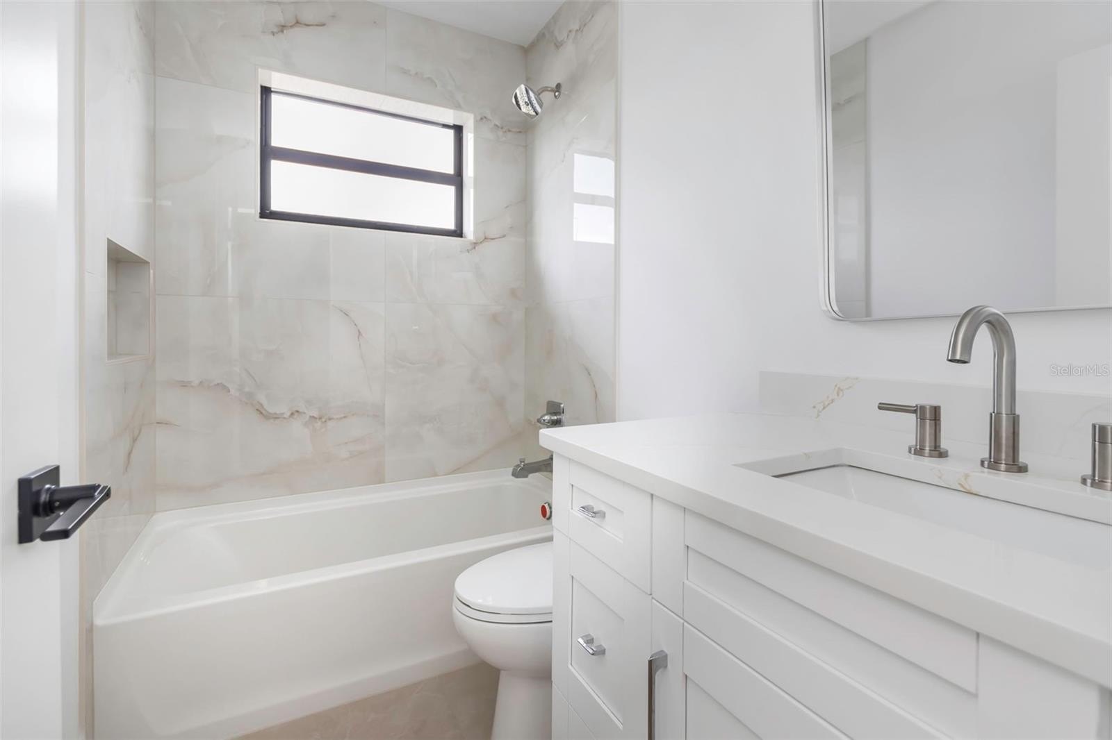 TAMPA, Florida, 33607, United States, 5 Bedrooms Bedrooms, ,3 BathroomsBathrooms,Residential,For Sale,1976051