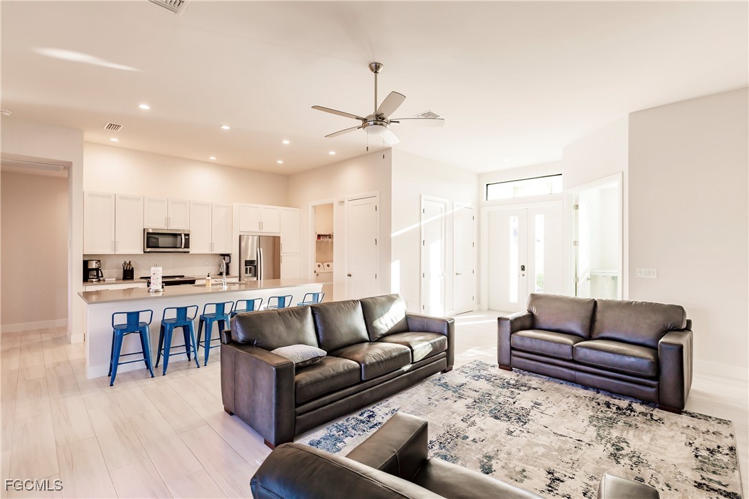 Cape Coral, Florida, 33914, United States, 3 Bedrooms Bedrooms, ,3 BathroomsBathrooms,Residential,For Sale,1974026