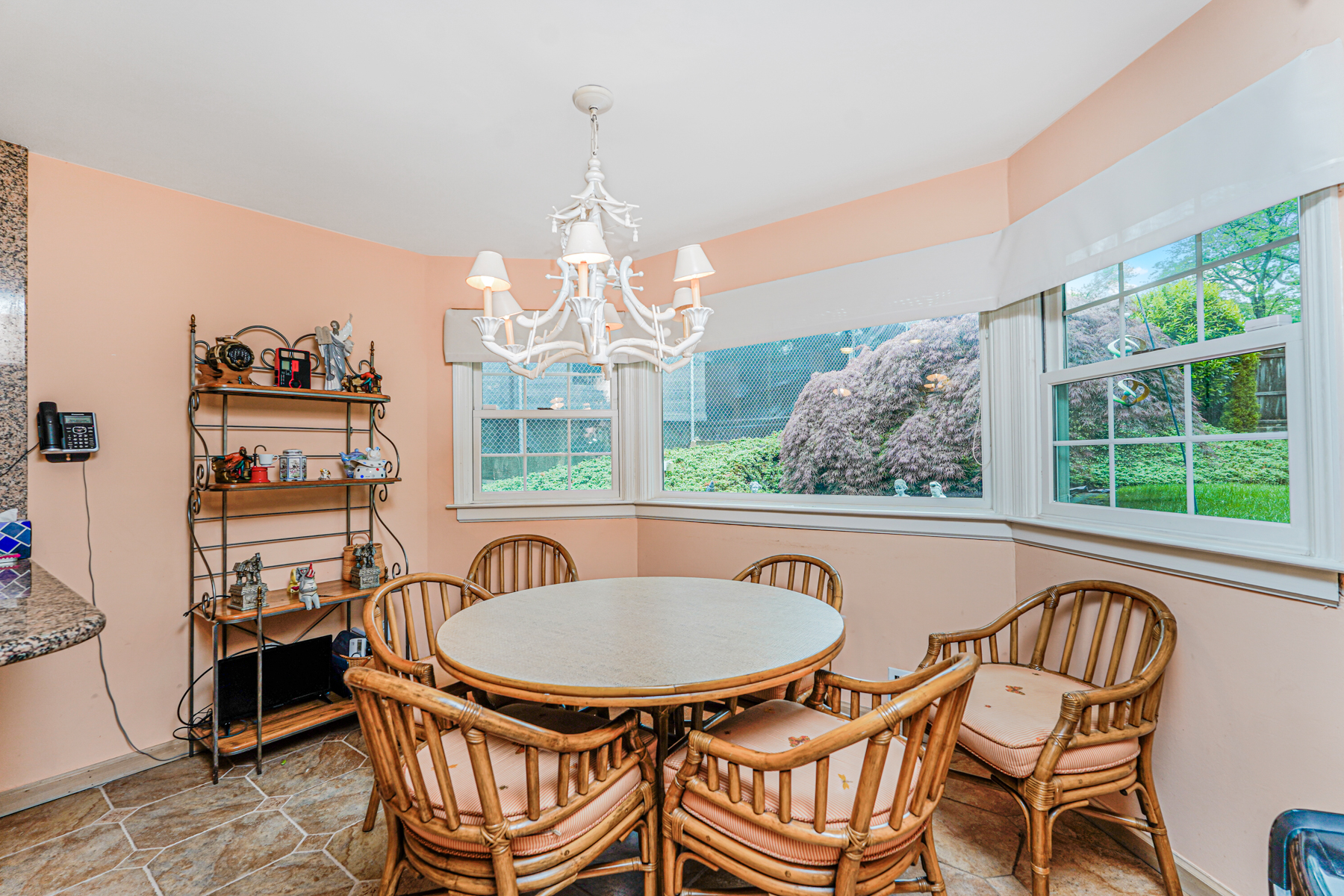 Staten Island, New York, 10301, United States, 4 Bedrooms Bedrooms, ,3 BathroomsBathrooms,Residential,For Sale,1838592