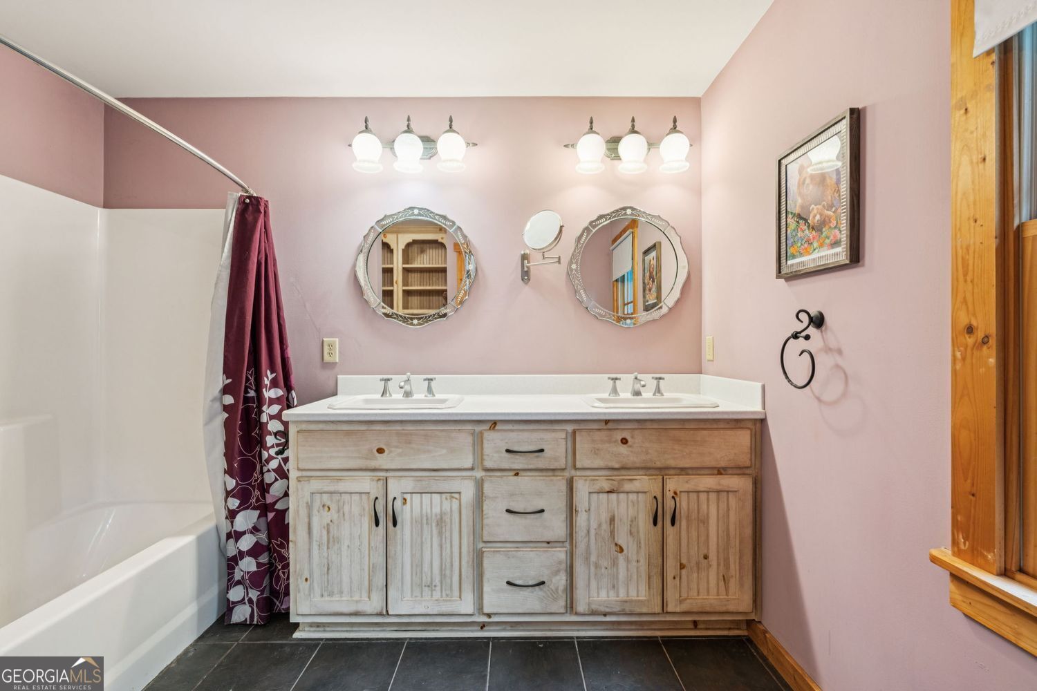 Ellijay, Georgia, 30540, United States, 3 Bedrooms Bedrooms, ,4 BathroomsBathrooms,Residential,For Sale,1952403