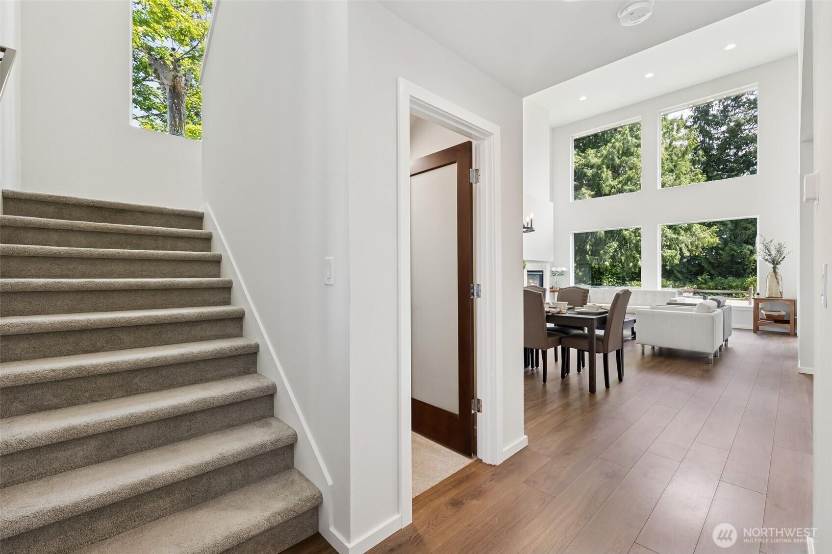 AUBURN, Washington, 98001, United States, 4 Bedrooms Bedrooms, ,4 BathroomsBathrooms,Residential,For Sale,1896068