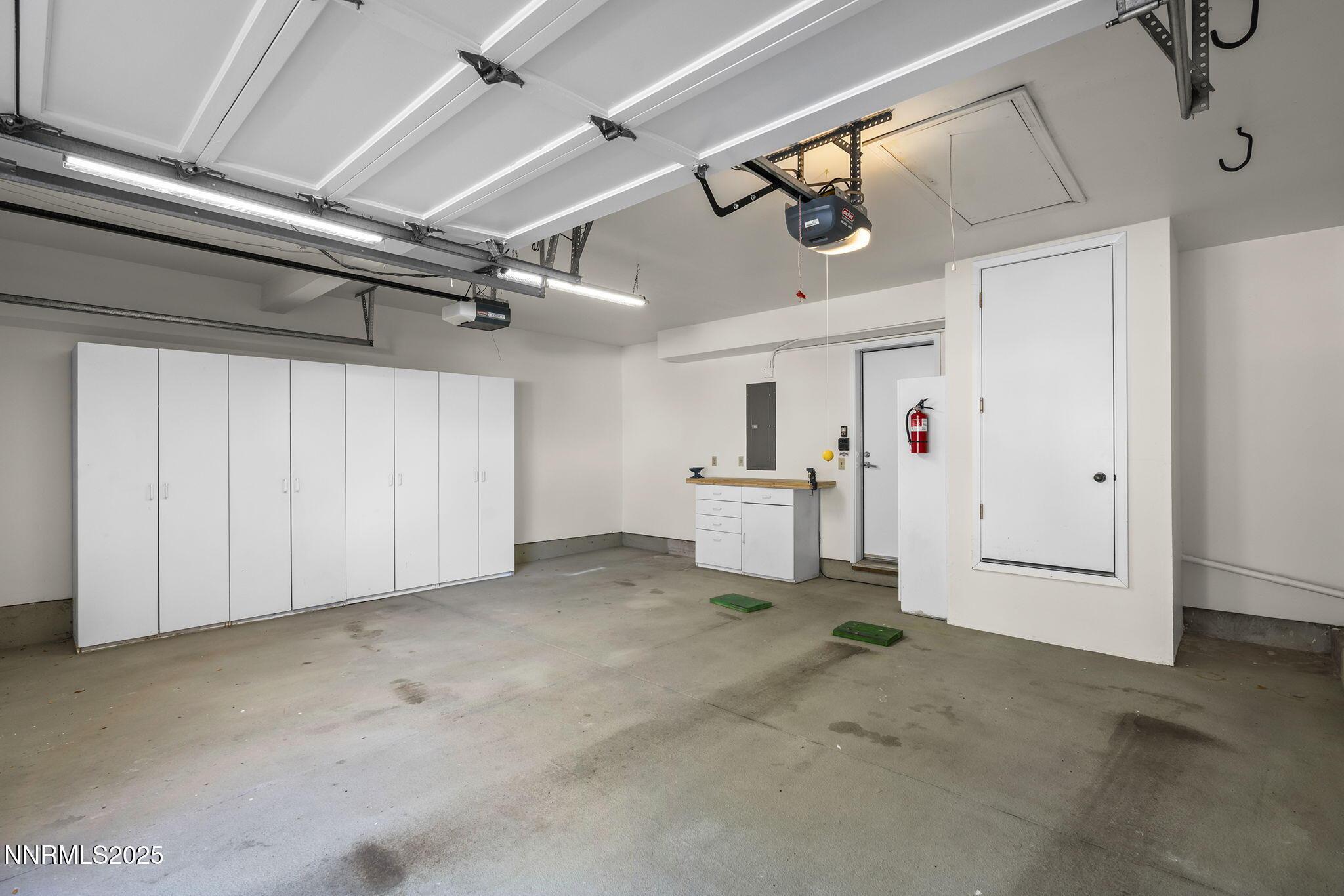 Reno, Nevada, 89519, United States, 2 Bedrooms Bedrooms, ,3 BathroomsBathrooms,Residential,For Sale,1987649