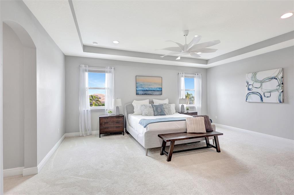 Bradenton, Florida, 34212, United States, 5 Bedrooms Bedrooms, ,5 BathroomsBathrooms,Residential,For Sale,1917227