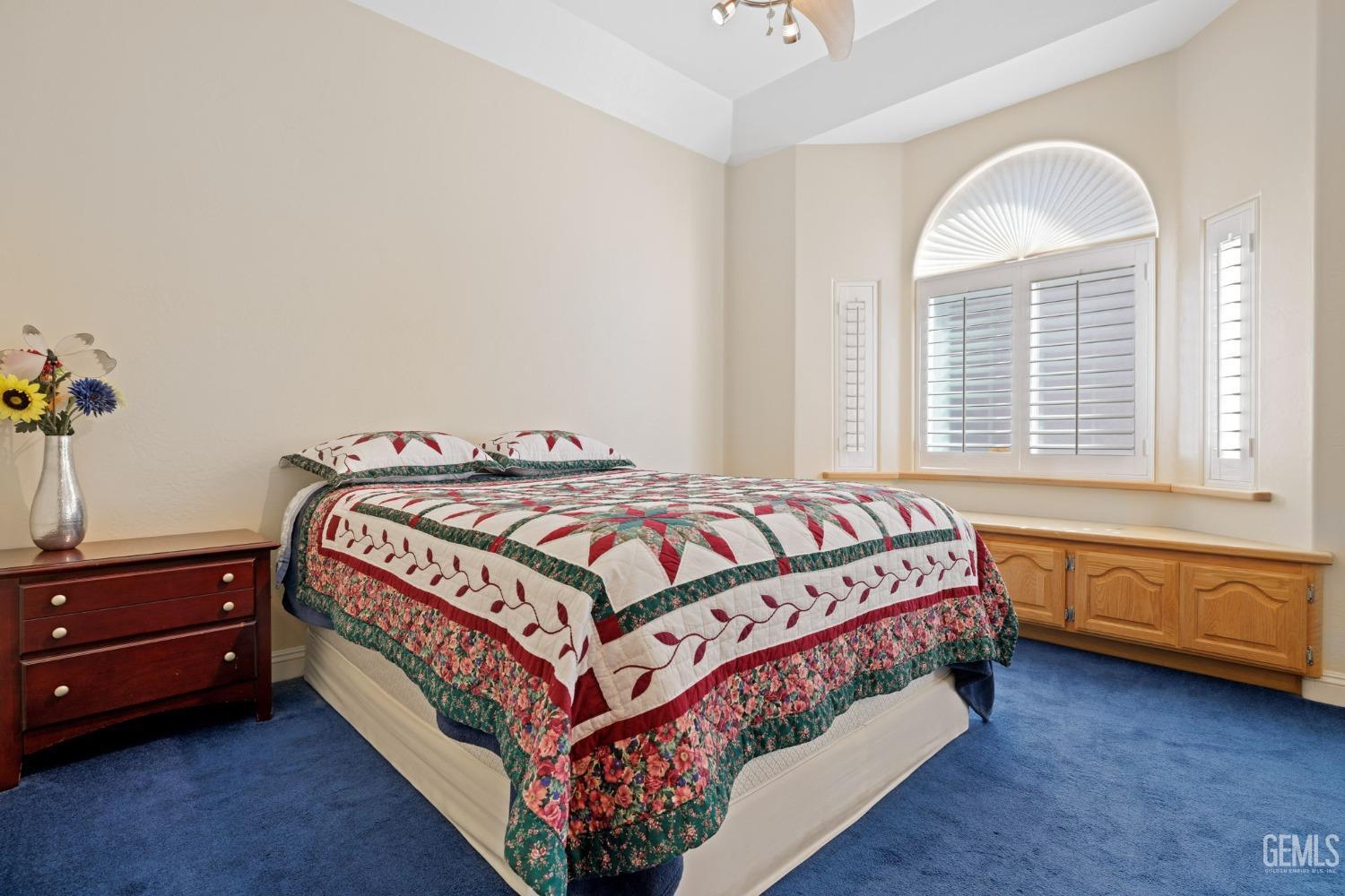 Kernville, California, 93238, United States, 4 Bedrooms Bedrooms, ,3 BathroomsBathrooms,Residential,For Sale,1941989