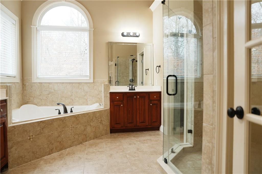 Conyers, Georgia, 30094, United States, 6 Bedrooms Bedrooms, ,5 BathroomsBathrooms,Residential,For Sale,2038974