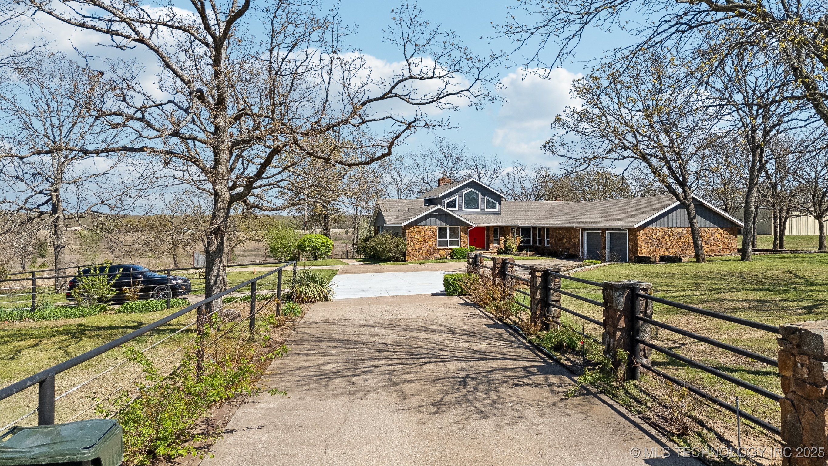 Sand Springs, Oklahoma, 74063, United States, 3 Bedrooms Bedrooms, ,3 BathroomsBathrooms,Residential,For Sale,1901465