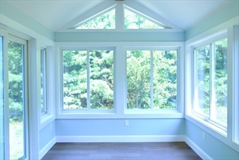 Groton, Massachusetts, 01450, United States, 4 Bedrooms Bedrooms, ,3 BathroomsBathrooms,Residential,For Sale,1900669