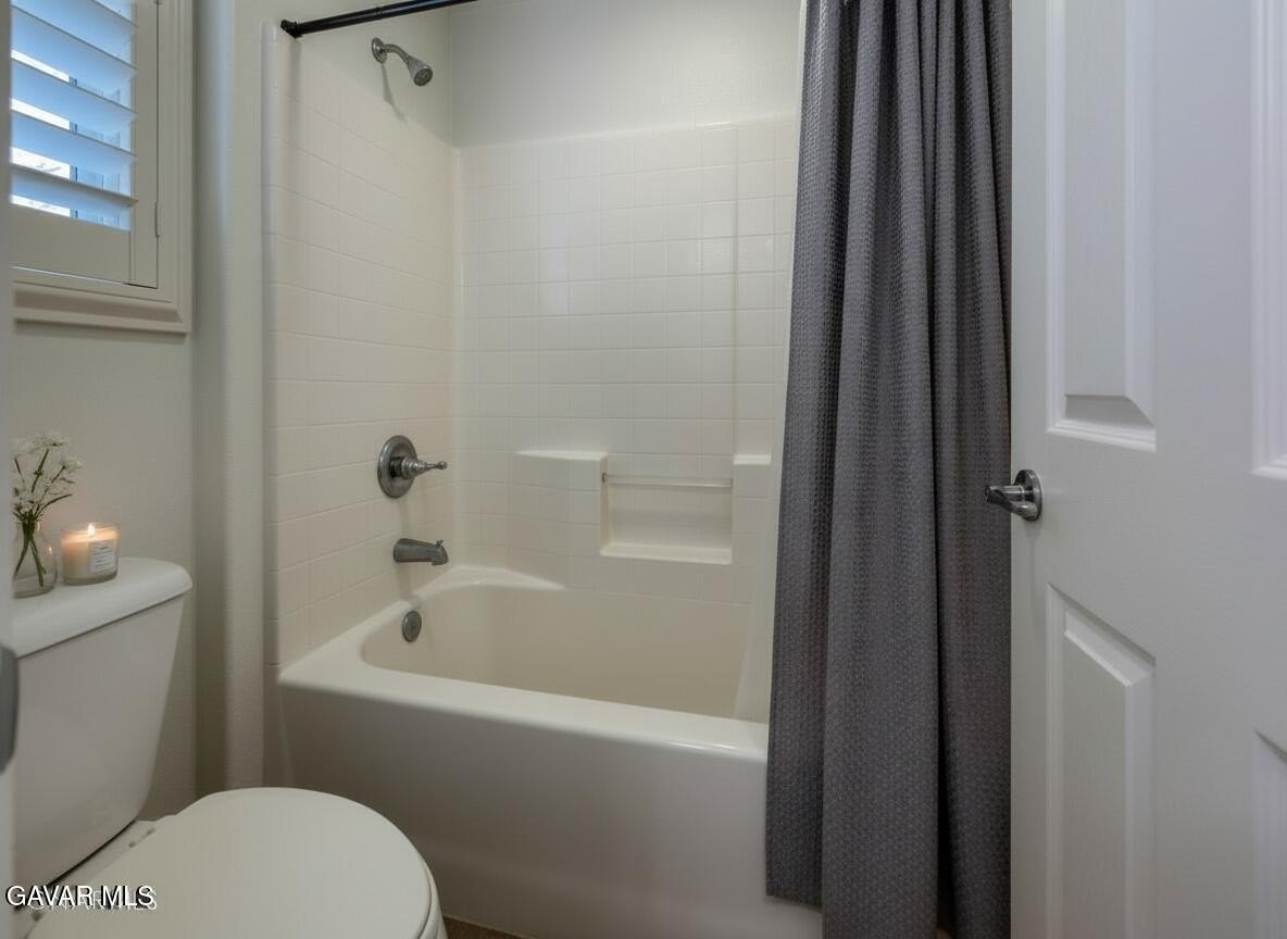 Palmdale, California, 93551, United States, 5 Bedrooms Bedrooms, ,3 BathroomsBathrooms,Residential,For Sale,2005928