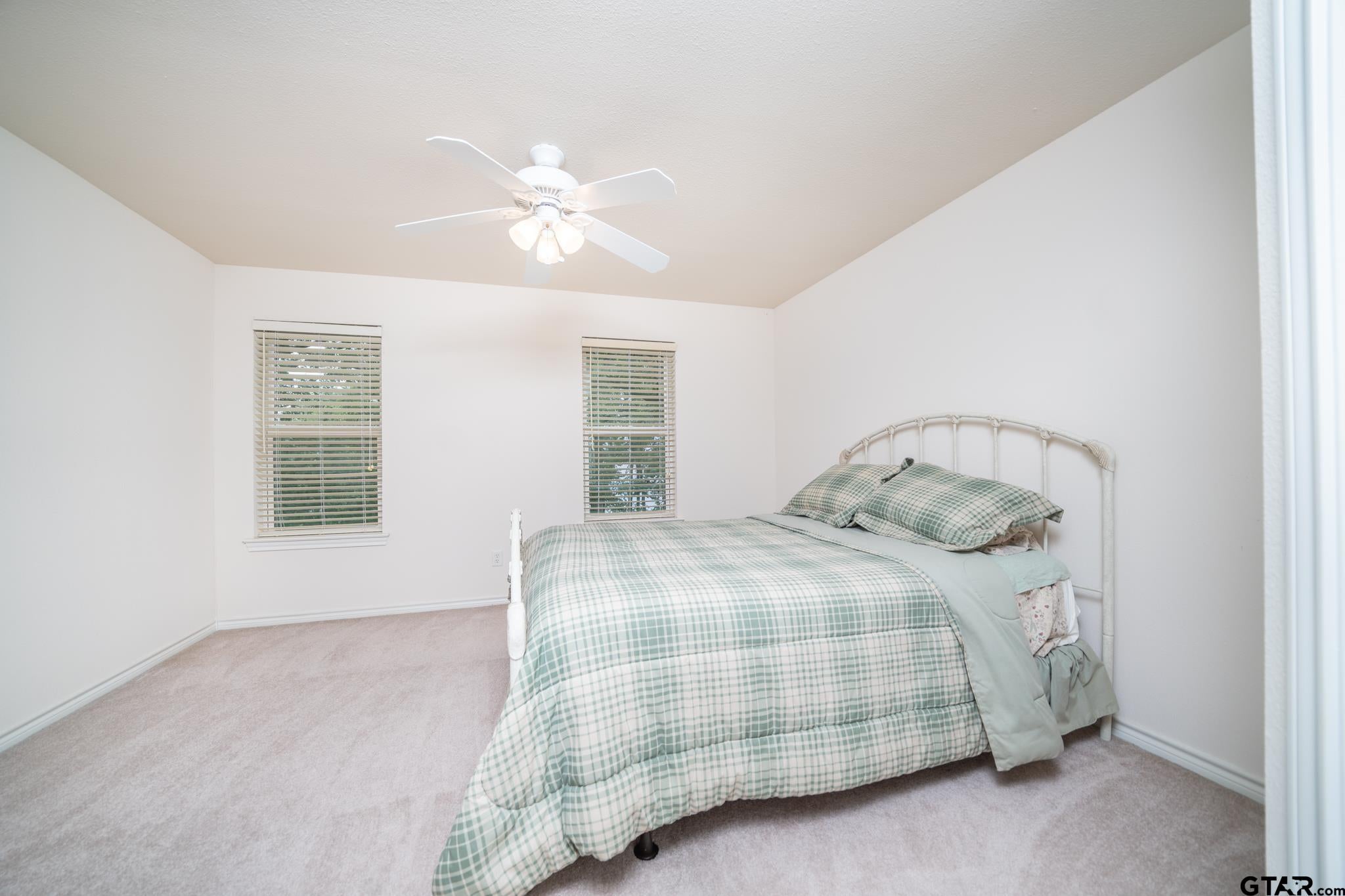 Pittsburg, Texas, 75686, United States, 4 Bedrooms Bedrooms, ,3 BathroomsBathrooms,Residential,For Sale,1839930