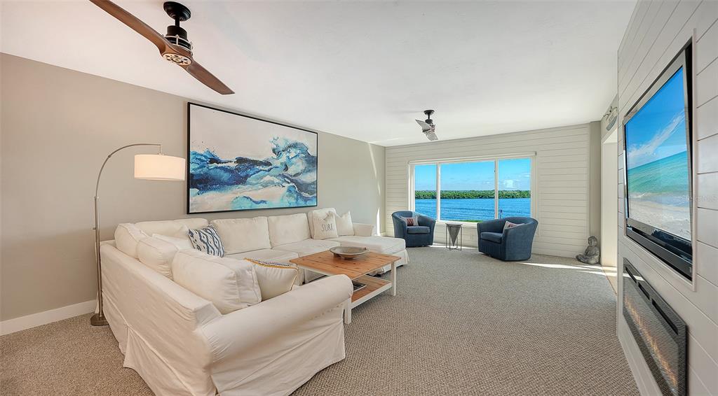 Longboat Key, Florida, 34228, United States, 2 Bedrooms Bedrooms, ,2 BathroomsBathrooms,Residential,For Sale,1987475