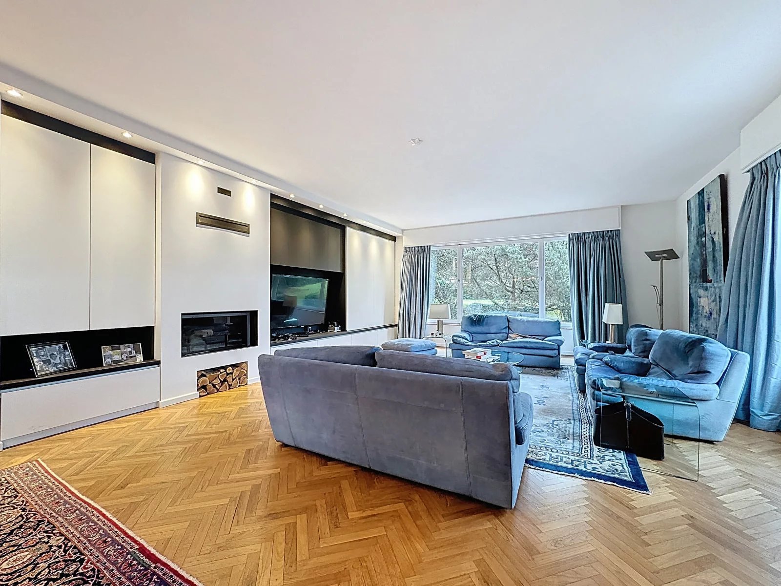 Uccle, 1180, BE, 3 Bedrooms Bedrooms, ,2 BathroomsBathrooms,Residential,For Sale,1995617