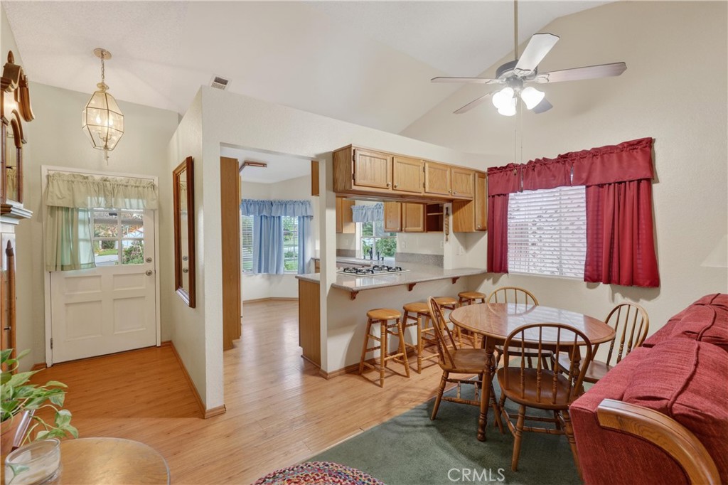 Corona, California, 92883, United States, 4 Bedrooms Bedrooms, ,2 BathroomsBathrooms,Residential,For Sale,2009090