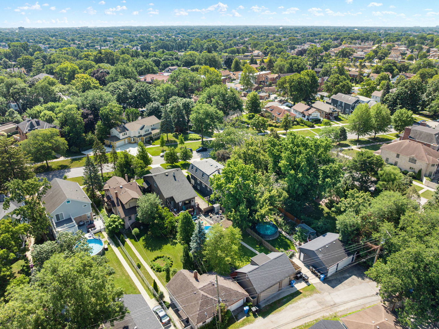 Chicago, Illinois, 60631, United States, 4 Bedrooms Bedrooms, ,4 BathroomsBathrooms,Residential,For Sale,1987082