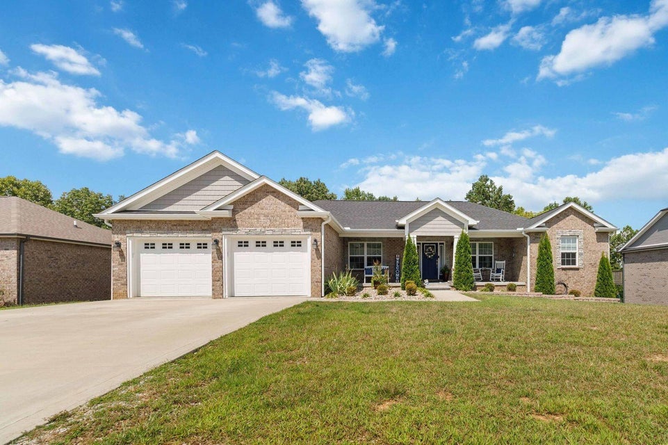 Somerset, Kentucky, 42503, United States, 4 Bedrooms Bedrooms, ,3 BathroomsBathrooms,Residential,For Sale,1981769