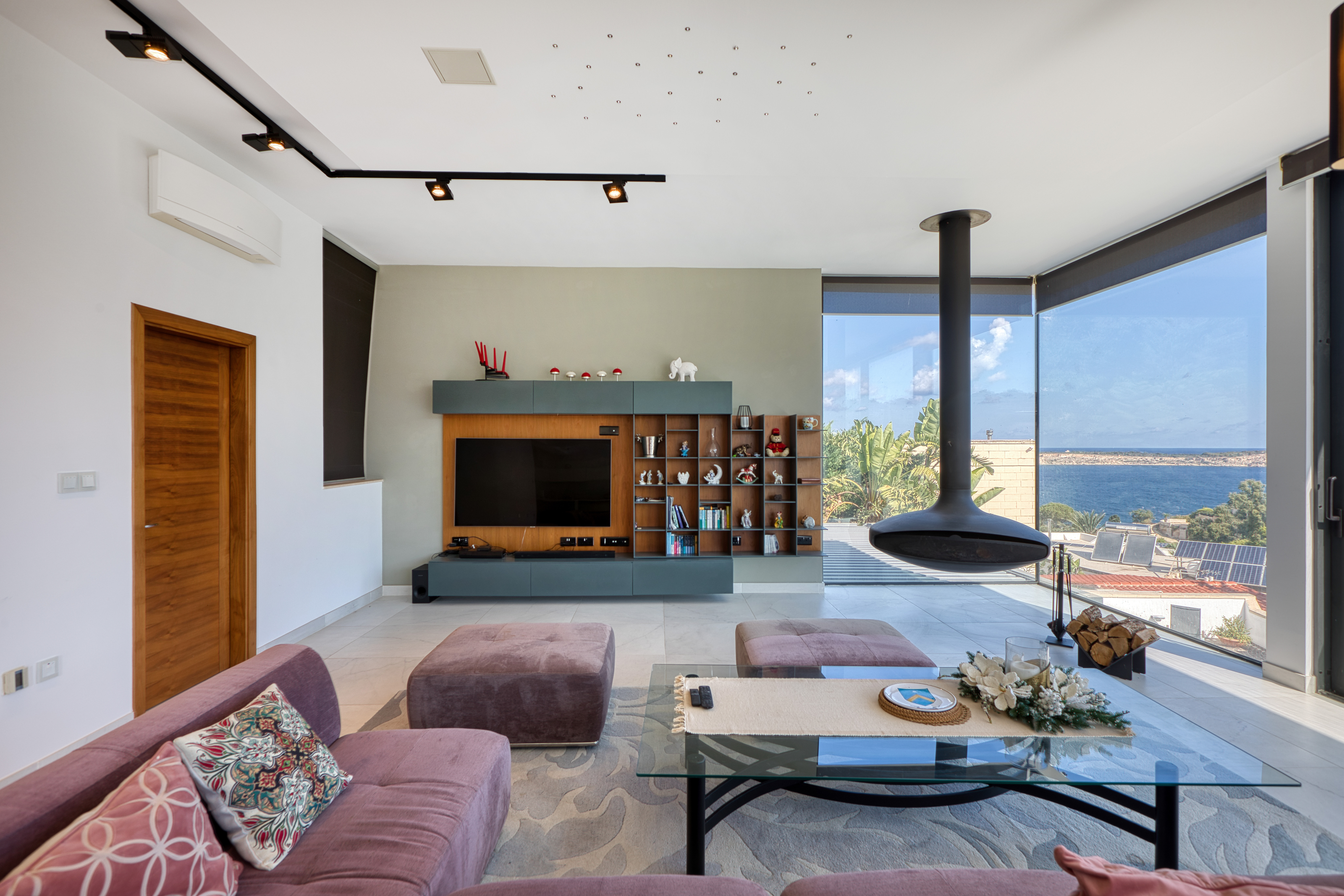  Private Luxury Residence with Infinity Pool and  Exceptional Sea Views - 物件實景