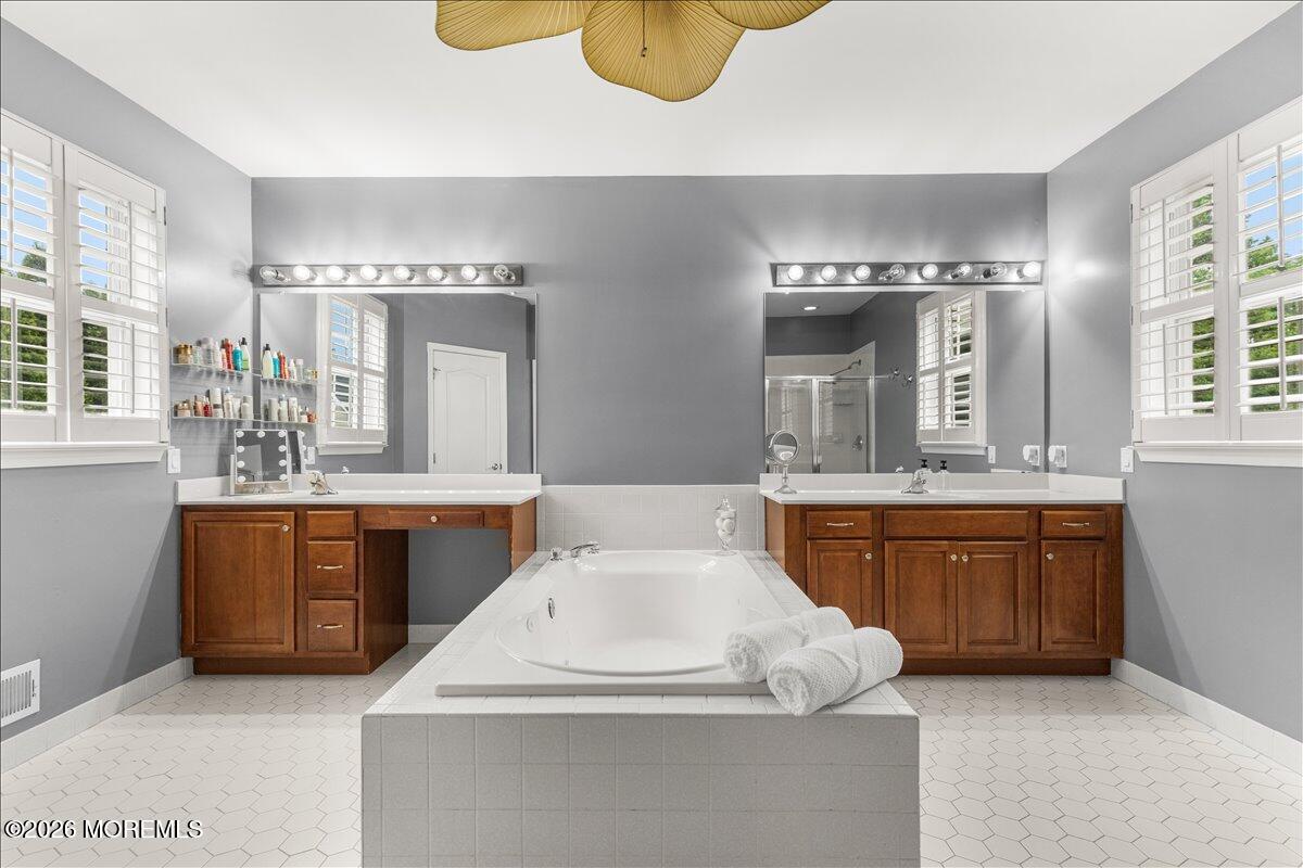 Manalapan, New Jersey, 07726, United States, 4 Bedrooms Bedrooms, ,4 BathroomsBathrooms,Residential,For Sale,2048120