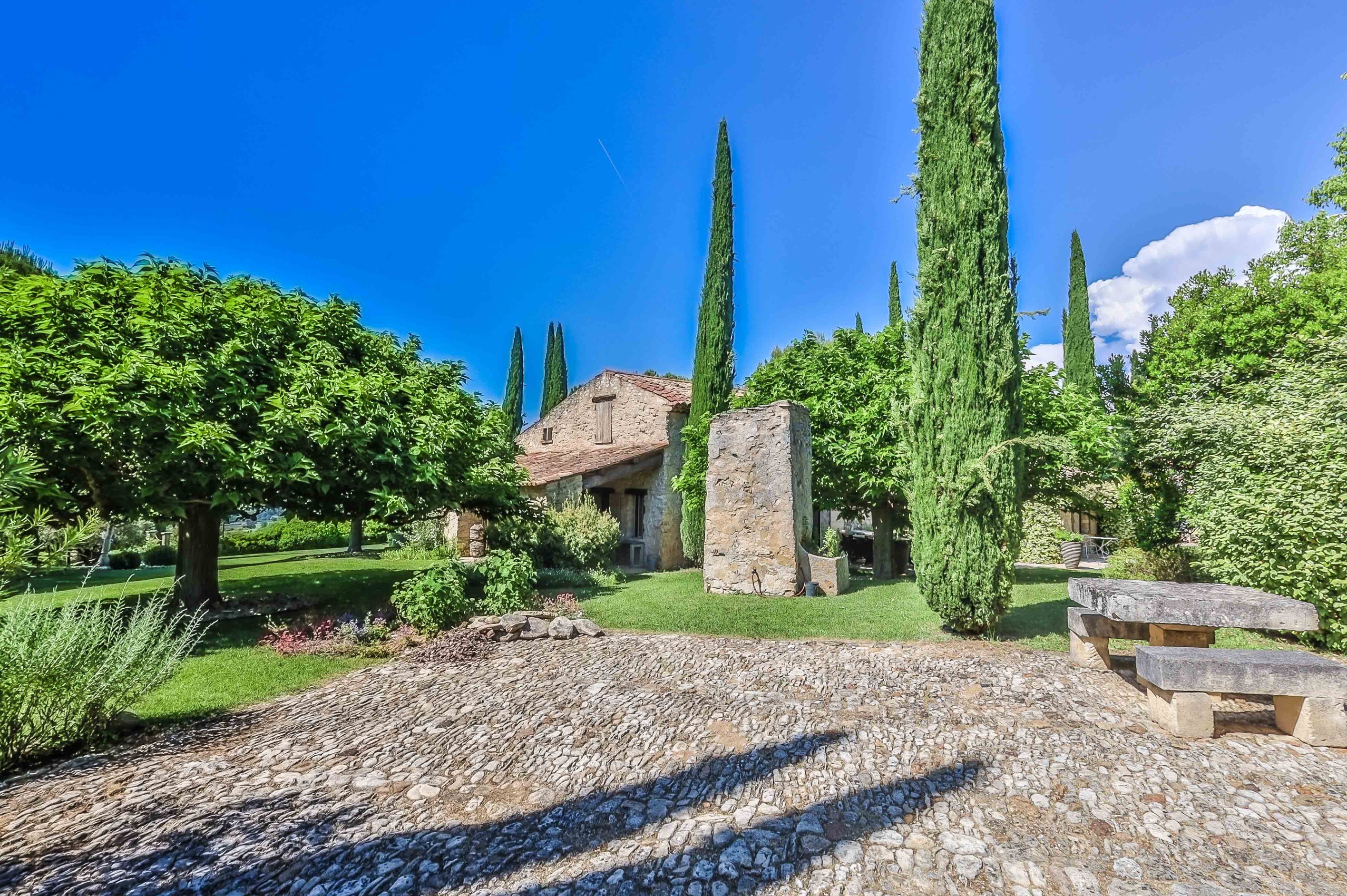  A rare and inspiring estate in one of Provence