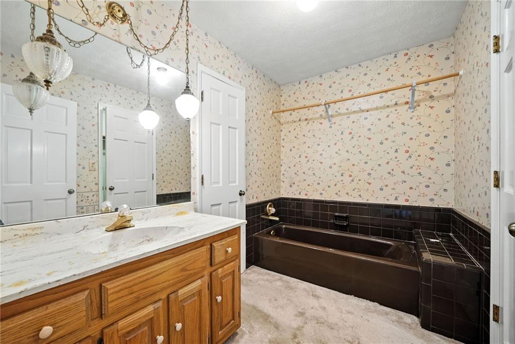 Snellville, Georgia, 30078, United States, 7 Bedrooms Bedrooms, ,5 BathroomsBathrooms,Residential,For Sale,1919964