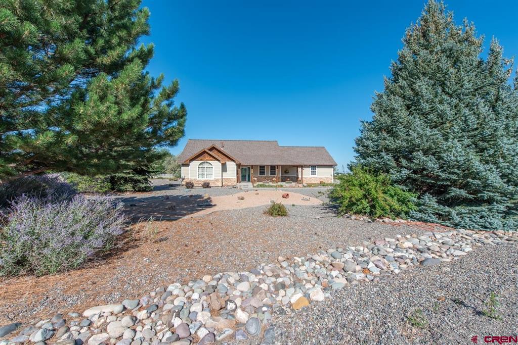 Montrose, Colorado, 81403, United States, 3 Bedrooms Bedrooms, ,2 BathroomsBathrooms,Residential,For Sale,1977225