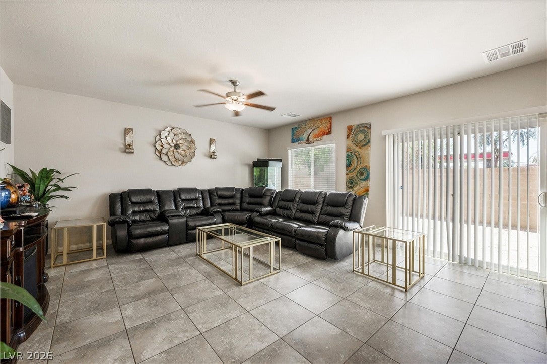 North Las Vegas, Nevada, 89032, United States, 5 Bedrooms Bedrooms, ,1 BathroomBathrooms,Residential,For Sale,2049129