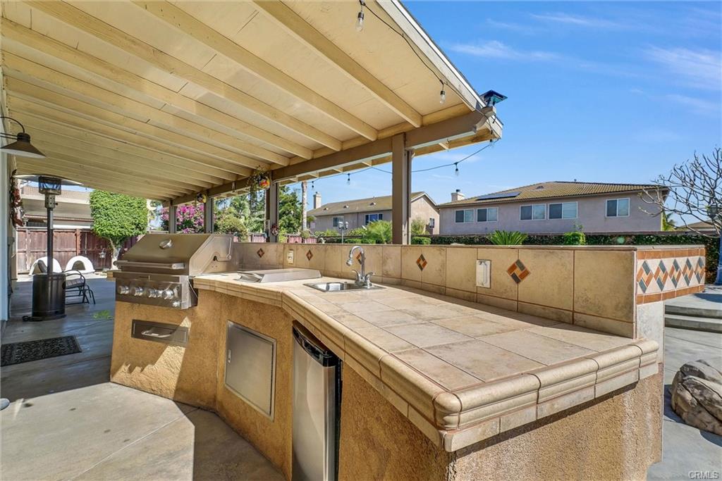 Eastvale, California, 91752, United States, 5 Bedrooms Bedrooms, ,4 BathroomsBathrooms,Residential,For Sale,1825182