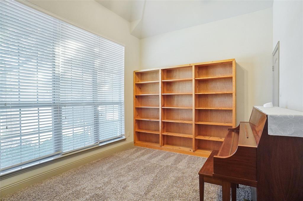 Lewisville, Texas, 75067, United States, 3 Bedrooms Bedrooms, ,3 BathroomsBathrooms,Residential,For Sale,1975272