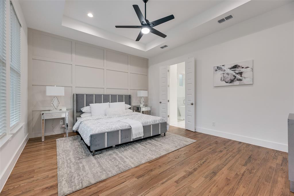 Dallas, Texas, 75211, United States, 4 Bedrooms Bedrooms, ,4 BathroomsBathrooms,Residential,For Sale,1893566