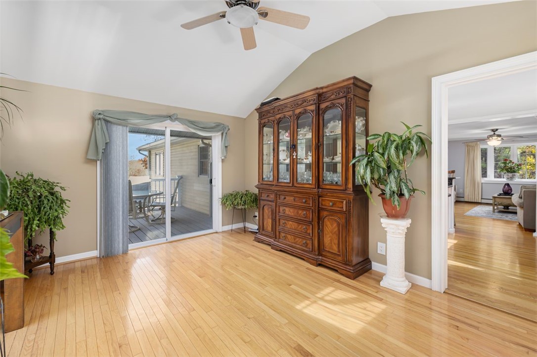 Cumberland, Rhode Island, 02864, United States, 3 Bedrooms Bedrooms, ,2 BathroomsBathrooms,Residential,For Sale,1990934