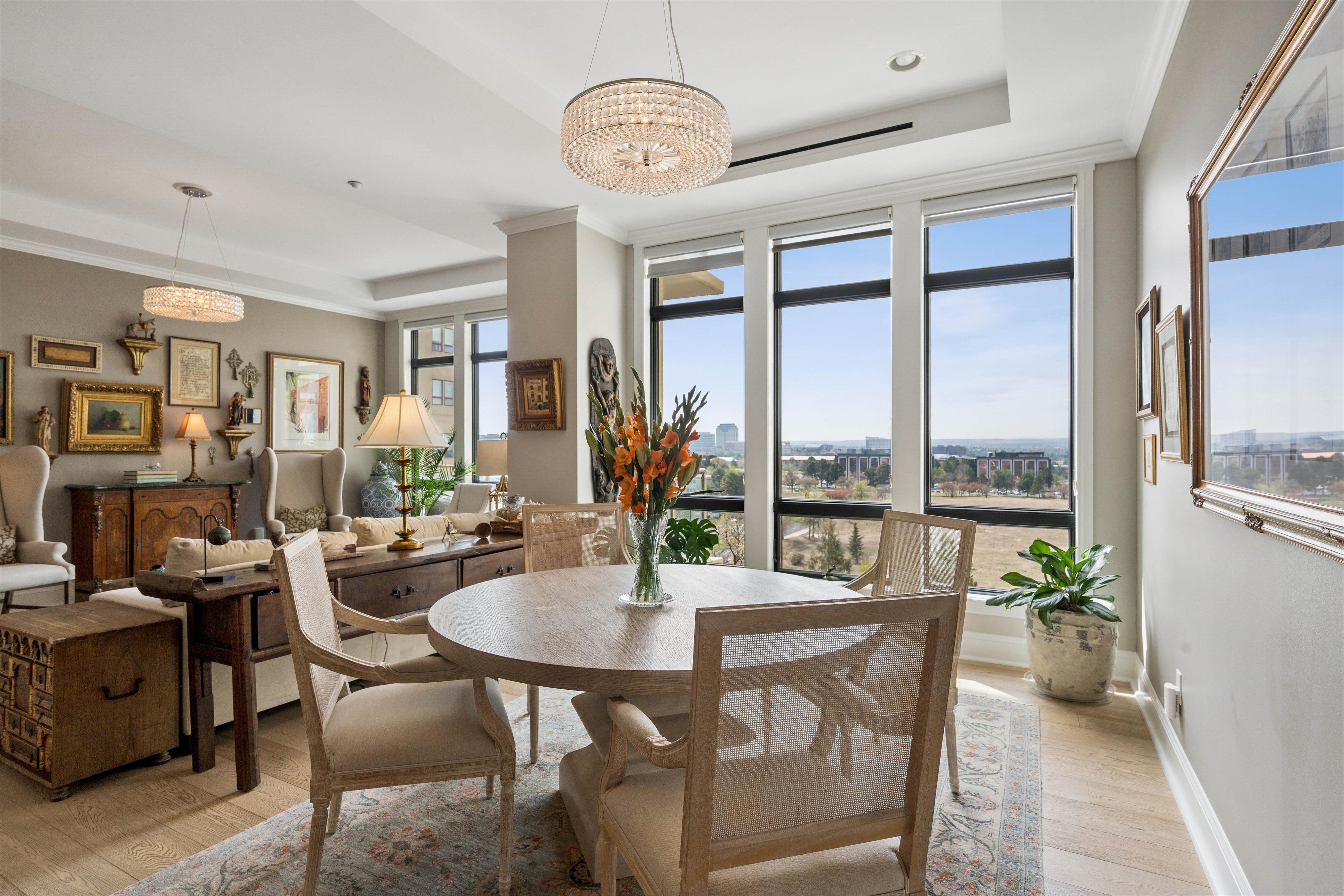  Experience Elevated Living in this Stunning Luxury Residence at The Landmark - 物件實景