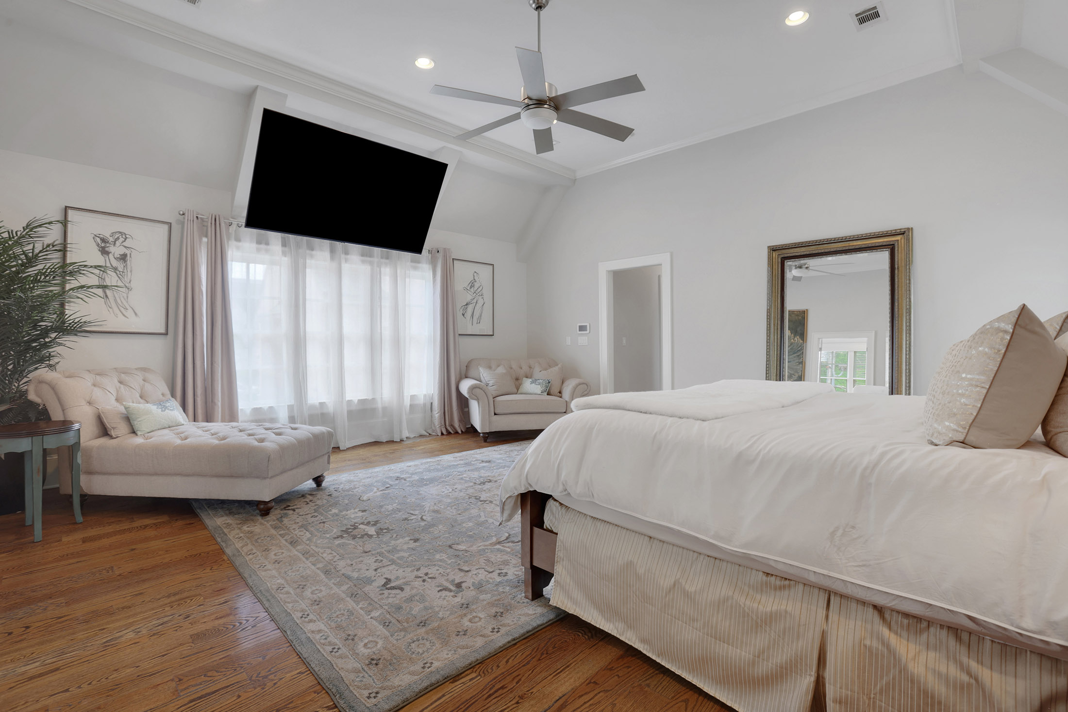  Sophisticated Brick Residence in Coveted Brookhaven Location - 物件實景
