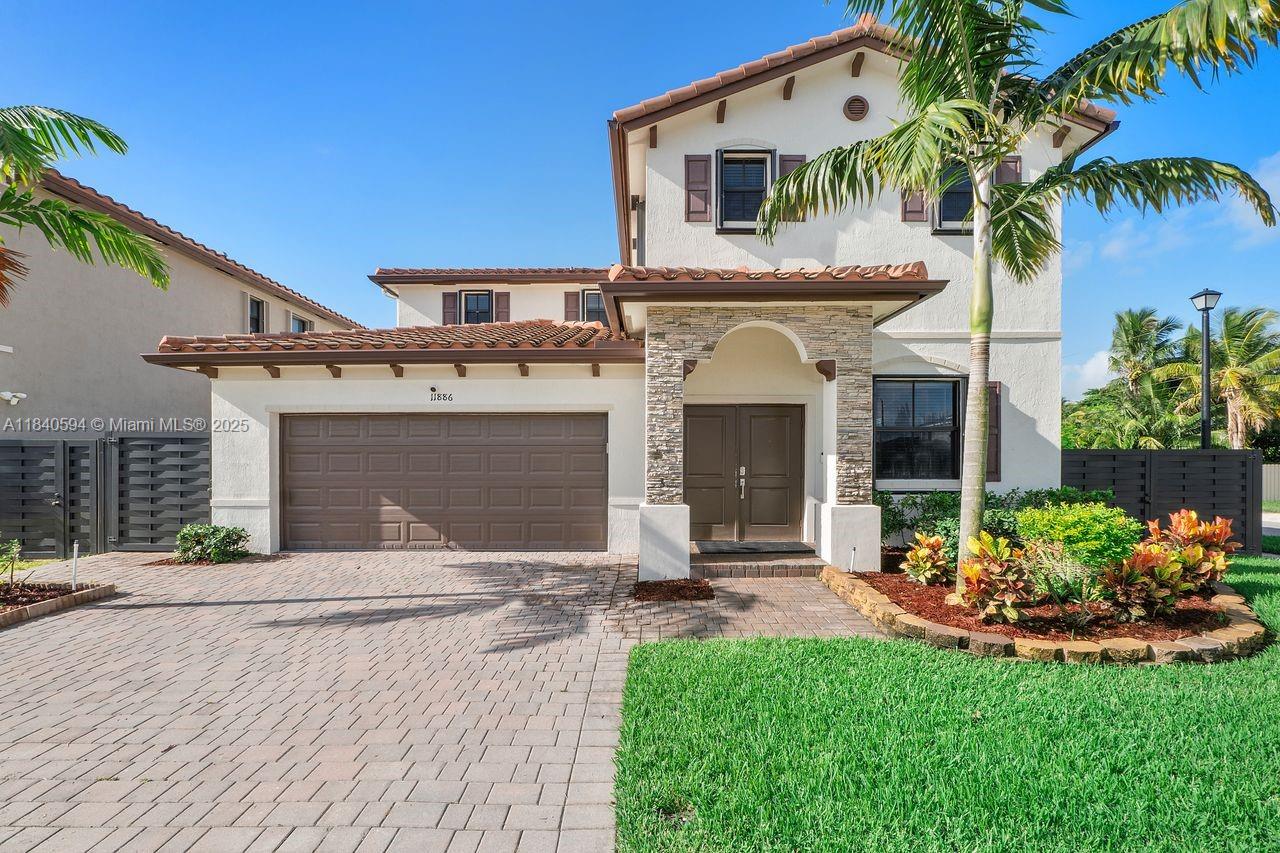 Homestead, Florida, 33032, United States, 5 Bedrooms Bedrooms, ,4 BathroomsBathrooms,Residential,For Sale,1896086