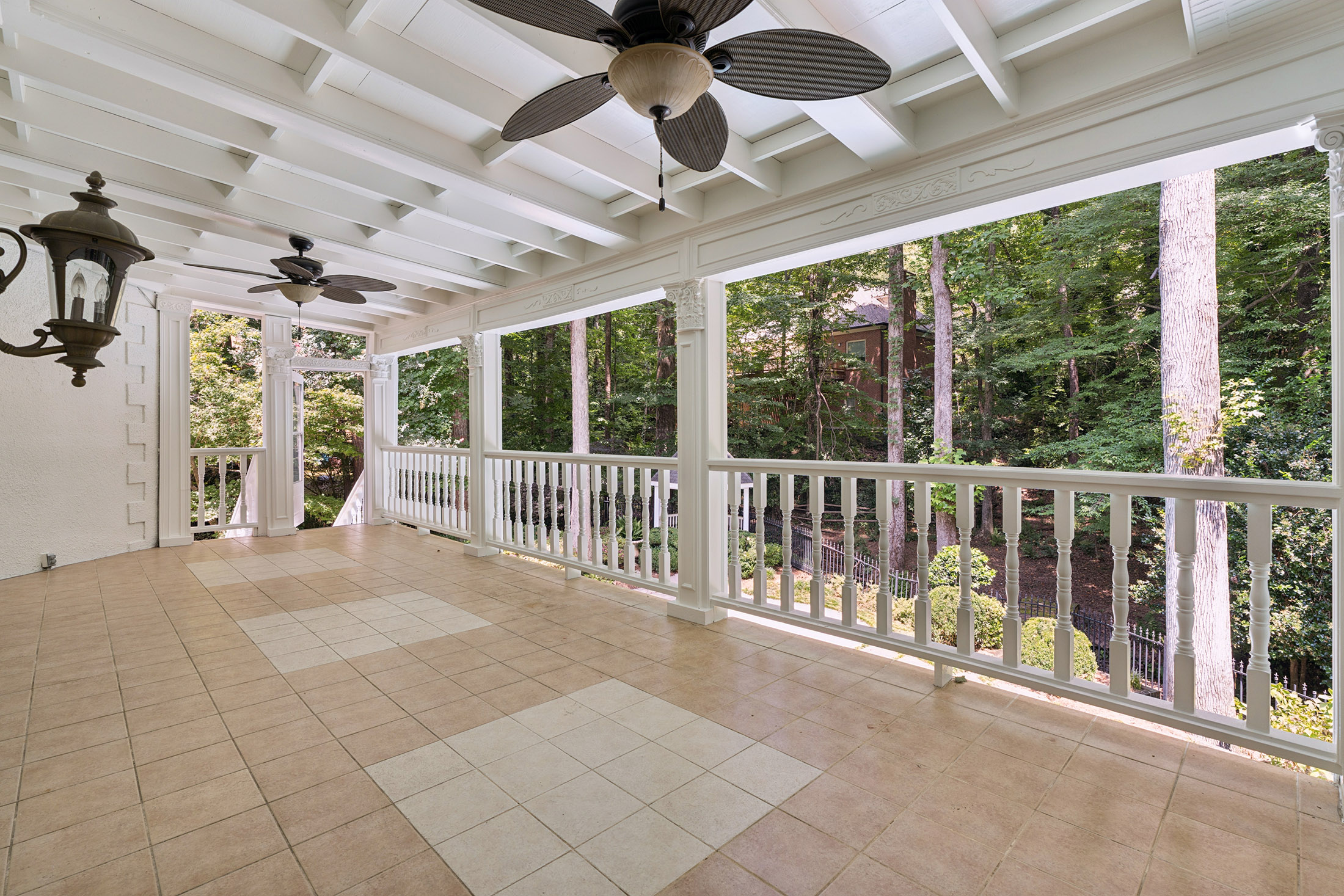  Beautiful Sandy Springs Home Offers Exceptional Space and Flexible Living - 物件實景