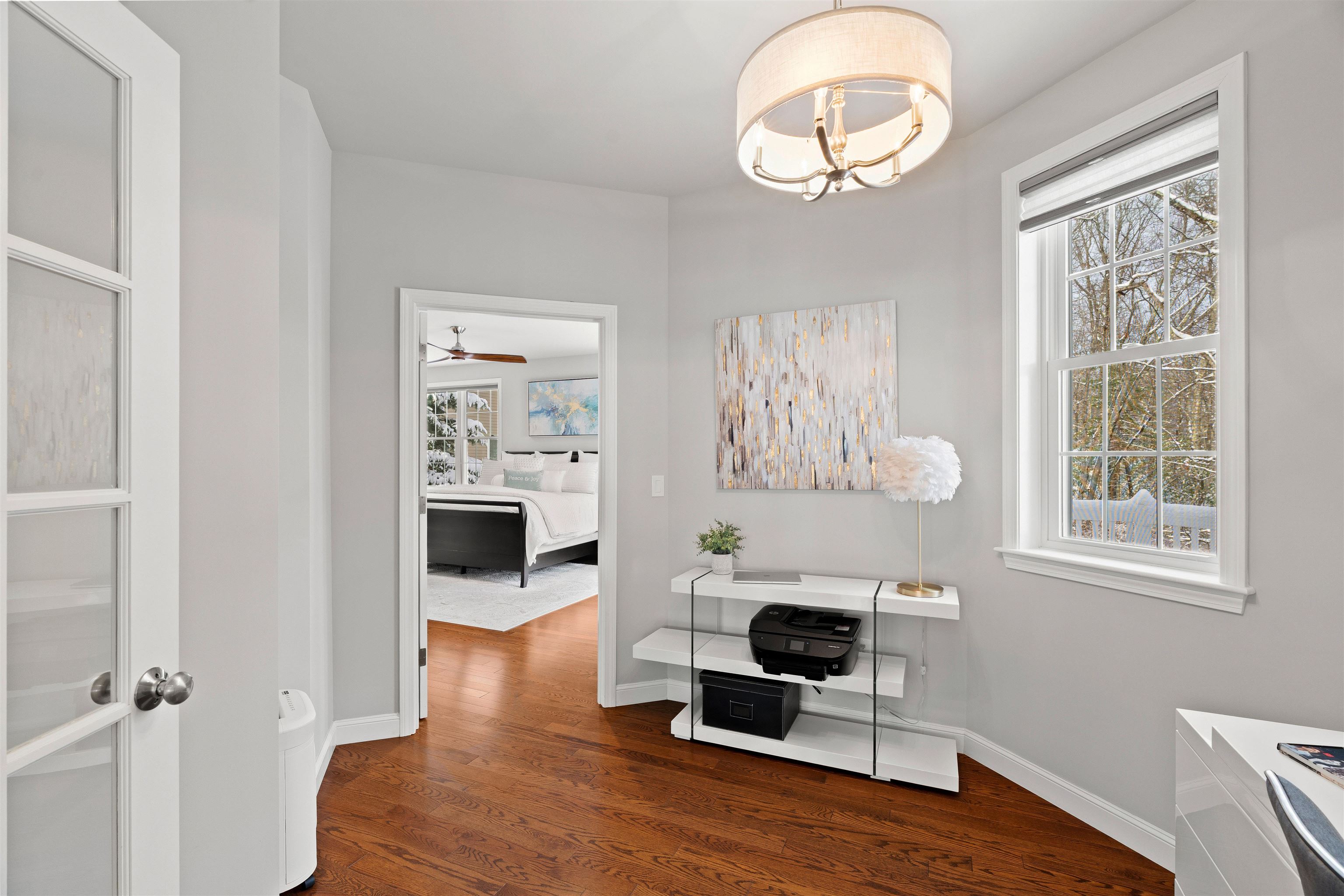 Manchester, New Hampshire, 03102, United States, 3 Bedrooms Bedrooms, ,3 BathroomsBathrooms,Residential,For Sale,2003193