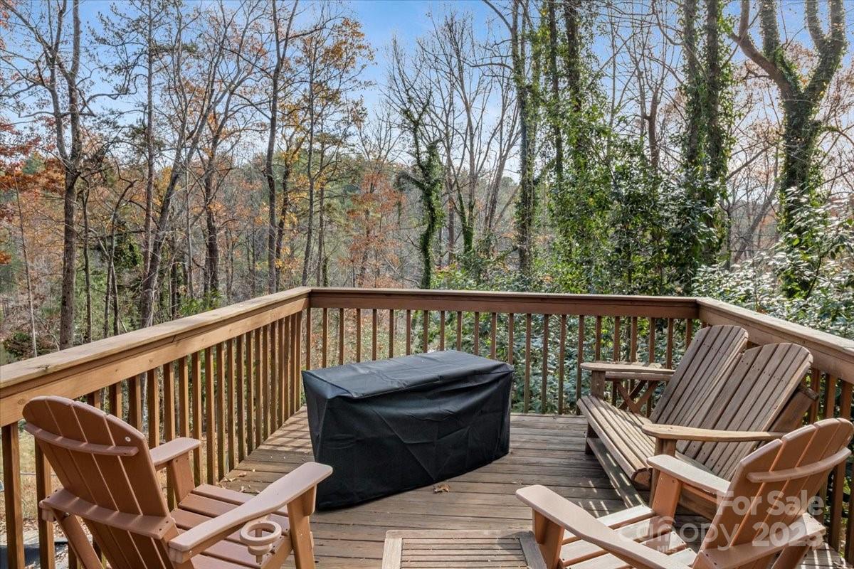 Nebo, North Carolina, 28761, United States, 3 Bedrooms Bedrooms, ,2 BathroomsBathrooms,Residential,For Sale,1999894