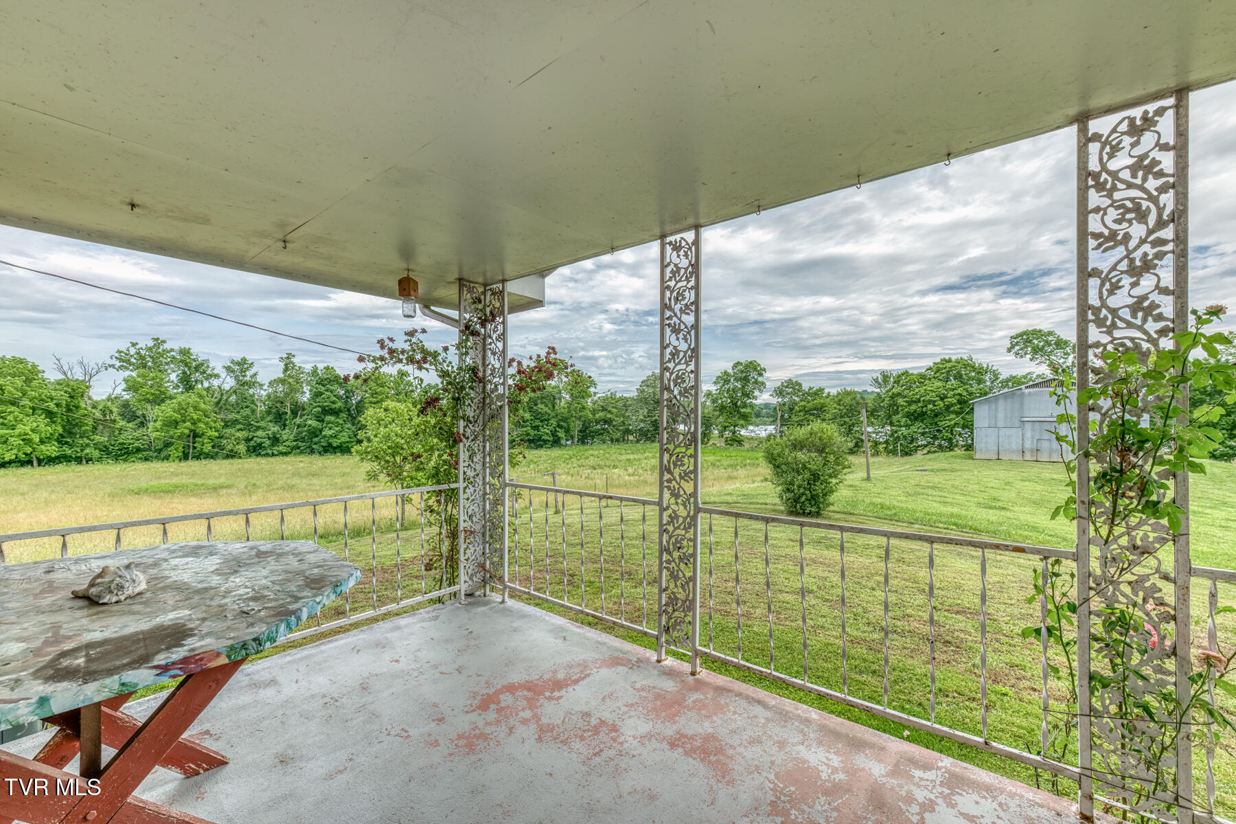 Chuckey, Tennessee, 37641, United States, 3 Bedrooms Bedrooms, ,1 BathroomBathrooms,Residential,For Sale,2048745