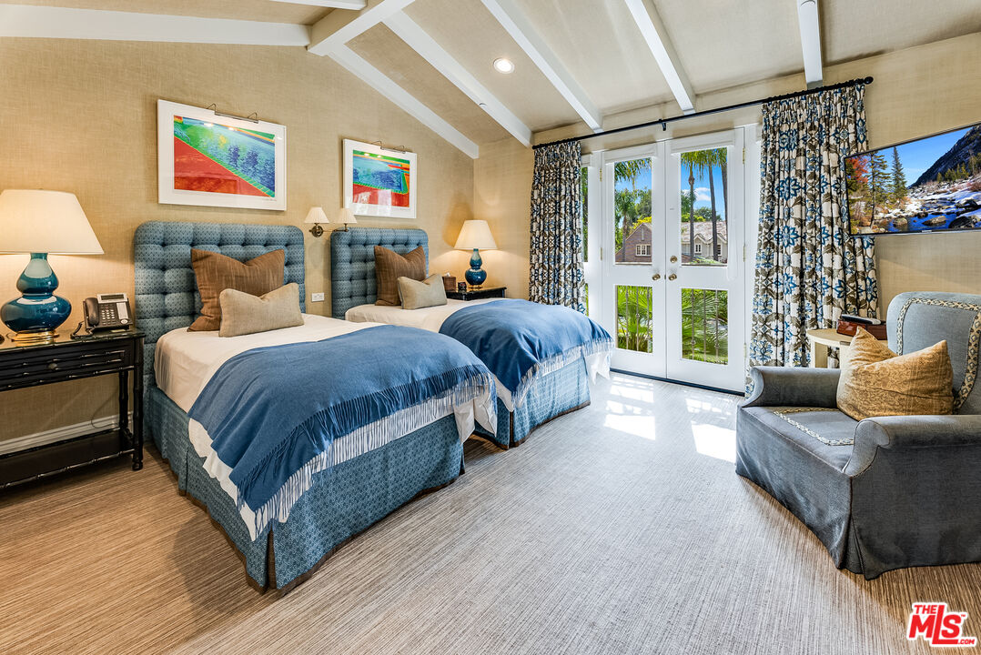 Beverly Hills, California, 90210, United States, 5 Bedrooms Bedrooms, ,6 BathroomsBathrooms,Residential,For Sale,1907457