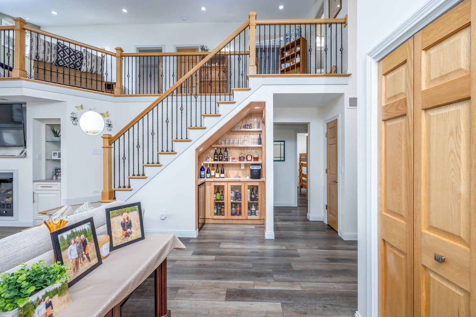 Canadian Lakes, Michigan, 49346, United States, 4 Bedrooms Bedrooms, ,3 BathroomsBathrooms,Residential,For Sale,1976401