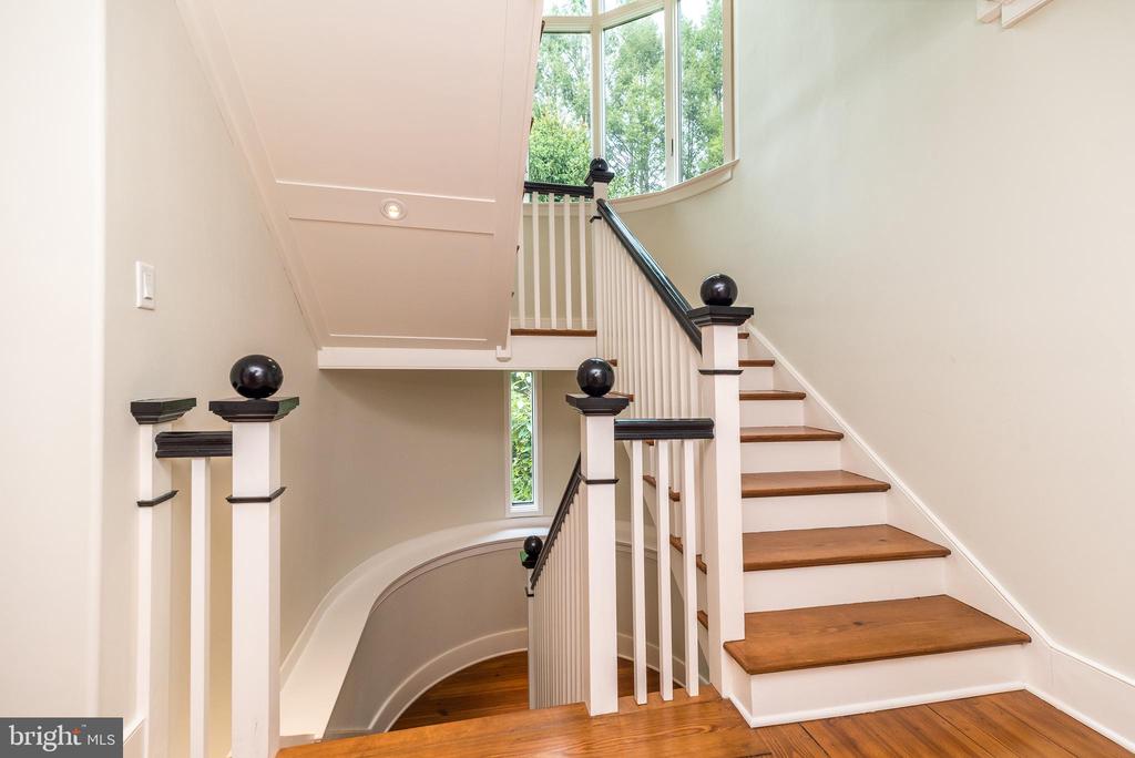 Point Pleasant, Pennsylvania, 18950, United States, 4 Bedrooms Bedrooms, ,6 BathroomsBathrooms,Residential,For Sale,1794565