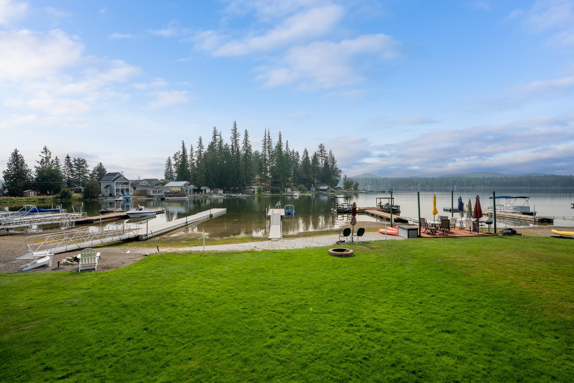 Newport, Washington, 99156, United States, 2 Bedrooms Bedrooms, ,2 BathroomsBathrooms,Residential,For Sale,1937533