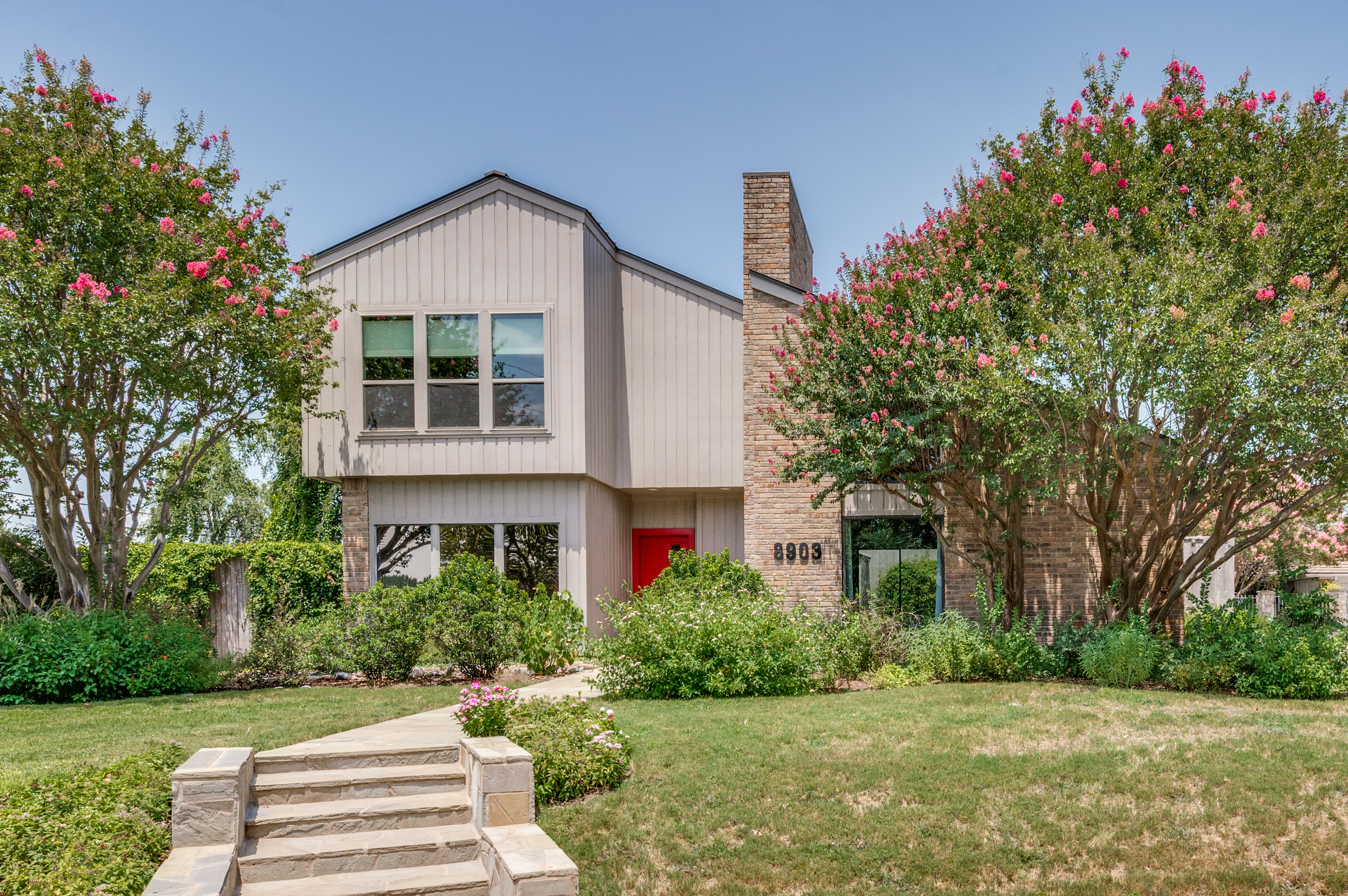  Modern Contemporary in Award Winning Merriman Park Elementary - 物件實景