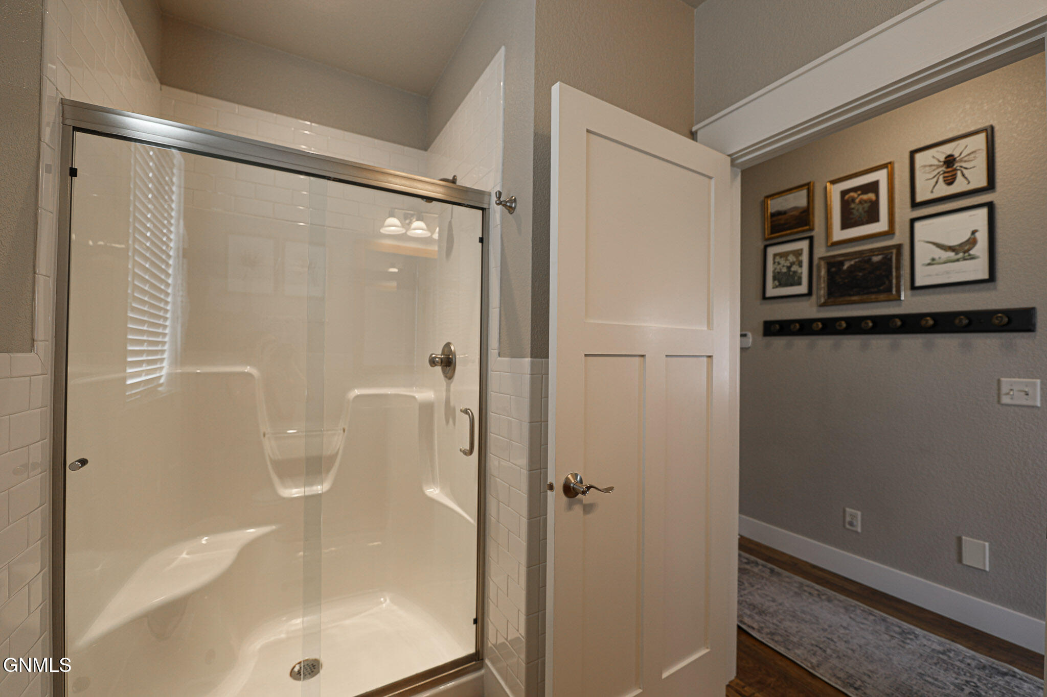 Bismarck, North Dakota, 58503, United States, 6 Bedrooms Bedrooms, ,5 BathroomsBathrooms,Residential,For Sale,1980273