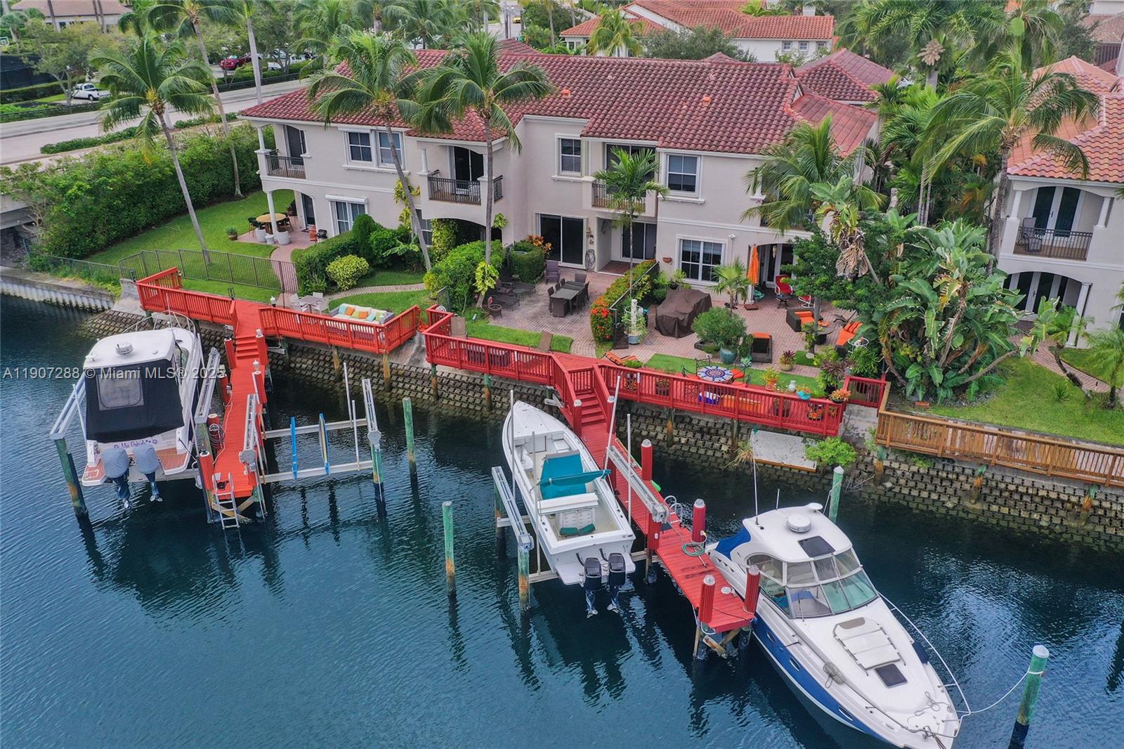 Hollywood, Florida, 33019, United States, 3 Bedrooms Bedrooms, ,3 BathroomsBathrooms,Residential,For Sale,1989592