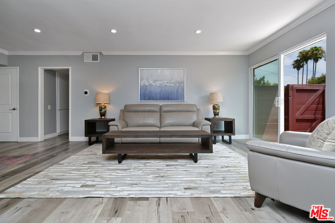 Los Angeles, California, 90077, United States, 2 Bedrooms Bedrooms, ,2 BathroomsBathrooms,Residential,For Sale,1919812