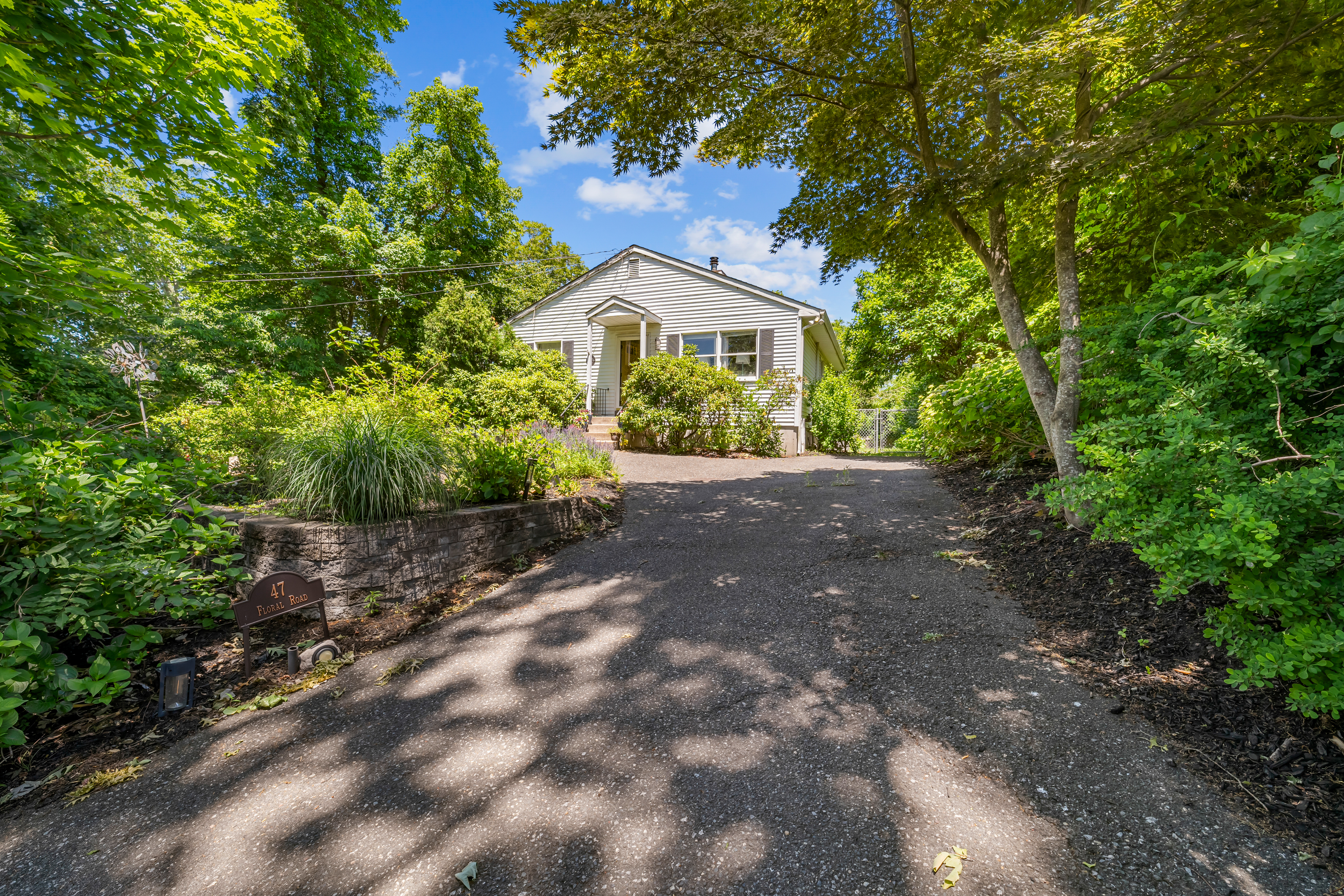  47 Floral Road, Rocky Point, NY, 11778 - 物件實景
