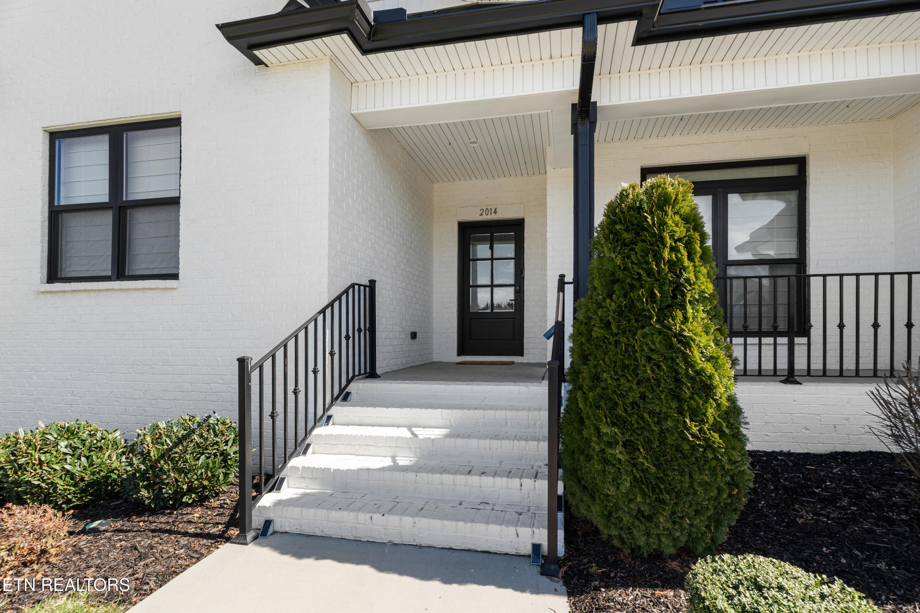 Maryville, Tennessee, 37803, United States, 4 Bedrooms Bedrooms, ,3 BathroomsBathrooms,Residential,For Sale,1721654