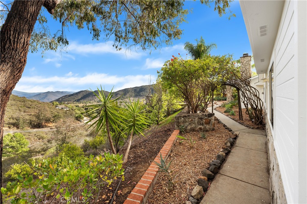 Fallbrook, California, 92028, United States, 5 Bedrooms Bedrooms, ,3 BathroomsBathrooms,Residential,For Sale,2003504