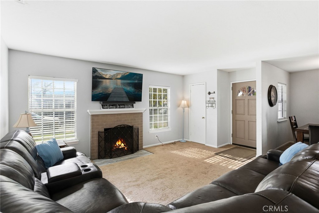 Fontana, California, 92336, United States, 4 Bedrooms Bedrooms, ,1 BathroomBathrooms,Residential,For Sale,2008784